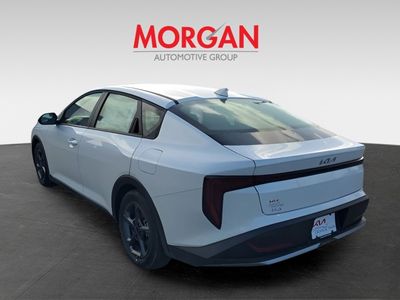 2025 Kia K4 - Photo 3