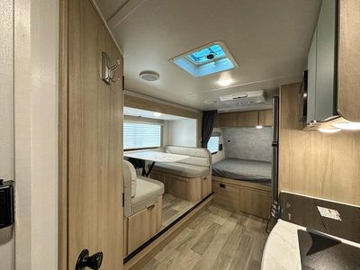 2023 Winnebago Industries Towables Micro Minnie - Photo 16