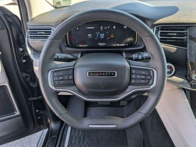 2024 Jeep Wagoneer — photo 12 view