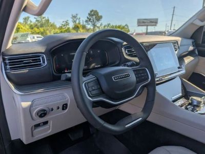 2024 Jeep Wagoneer — photo 27 view