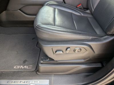 2024 GMC Yukon XL - Photo 11