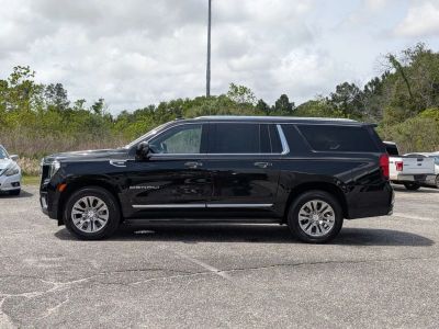 2024 GMC Yukon XL - Photo 2