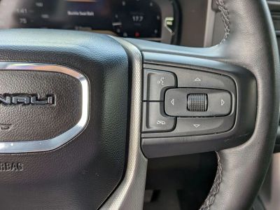 2024 GMC Yukon XL - Photo 16