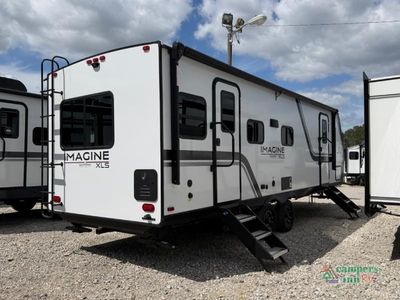 2026 Grand Design Imagine XLS - Photo 5