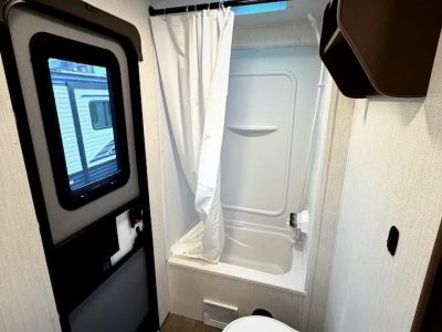2024 Cruiser RV Avenir — photo 11 view