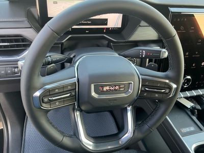 2026 GMC Acadia — photo 14 view