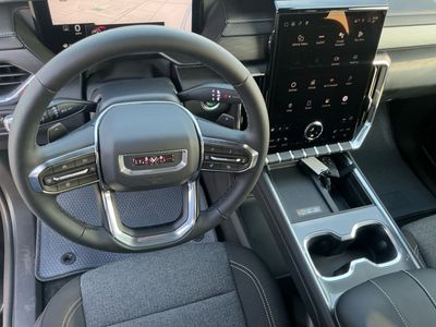 2026 GMC Acadia — photo 15 view