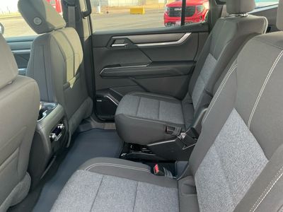 2026 GMC Acadia — photo 17 view