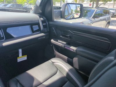 2026 Ram 1500 — photo 17 view