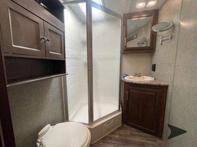 2017 Keystone RV Cougar Half-Ton Series - Photo 28