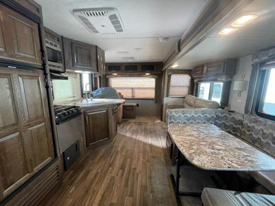 2017 Keystone RV Cougar Half-Ton Series - Photo 3