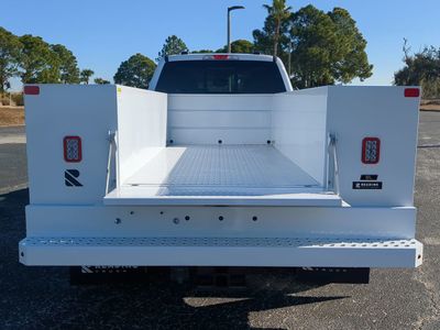 2026 Ford F-450SD - Photo 14