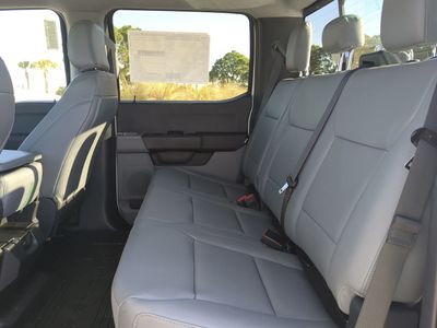 2026 Ford F-450SD - Photo 15