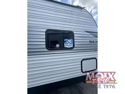 2025 Jayco Jay Flight SLX - Photo 5