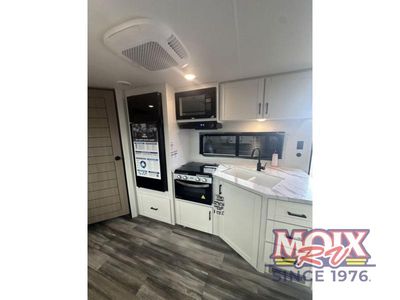 2025 Jayco Jay Flight SLX - Photo 21