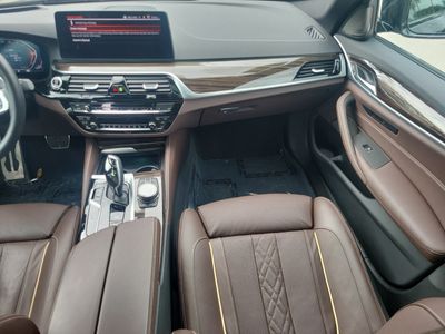 2023 BMW 5 Series - Photo 16