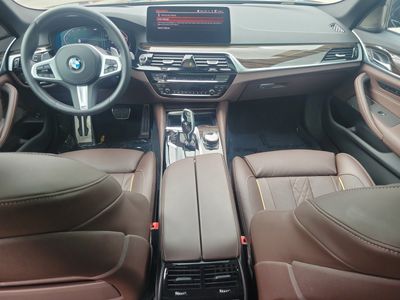 2023 BMW 5 Series - Photo 14