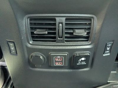 2021 Nissan Titan - Photo 15