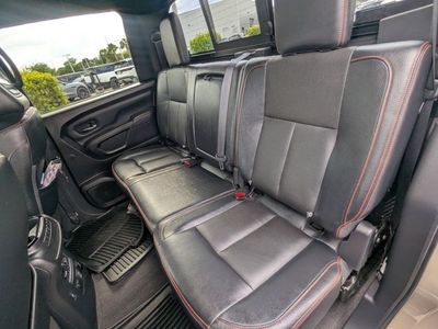 2021 Nissan Titan - Photo 11