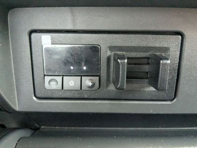 2021 Nissan Titan - Photo 22