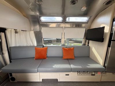 2023 Airstream Flying Cloud - Photo 6