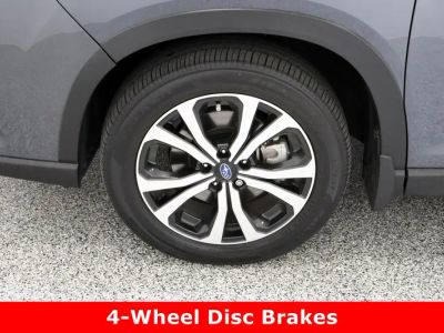 2022 Subaru Forester AWD - Photo 11