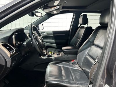 2017 Jeep Grand Cherokee - Photo 3