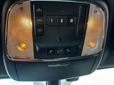 2017 Jeep Grand Cherokee - Photo 17