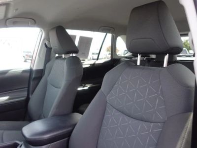 2024 Toyota RAV4 - Photo 23