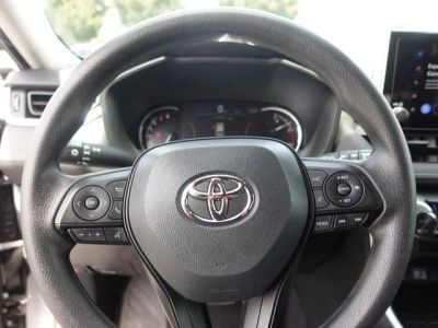 2024 Toyota RAV4 - Photo 13