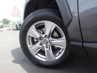 2024 Toyota RAV4 - Photo 11