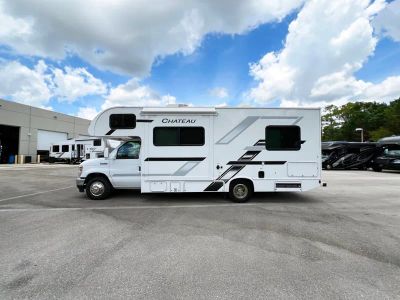 2026 Thor Motor Coach CHATEAU — photo 23 view