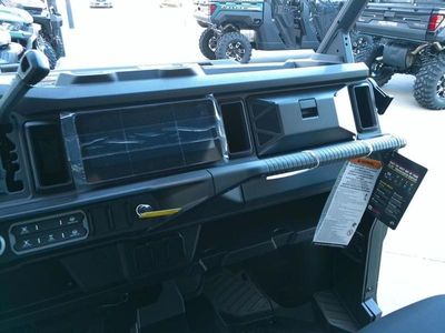 2026 Can-Am Defender MAX XT HD11 With 10.25 in.display - Photo 9