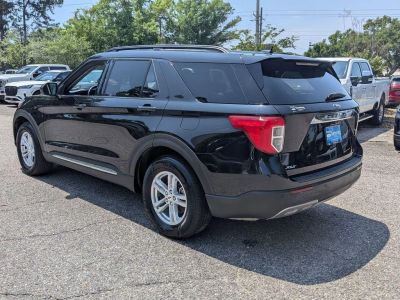2023 Ford Explorer - Photo 3