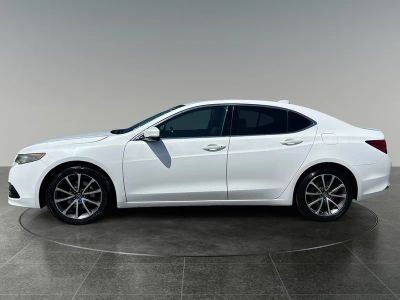 2016 Acura TLX — detail view
