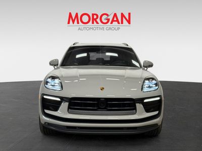 2026 Porsche Macan - Photo 9