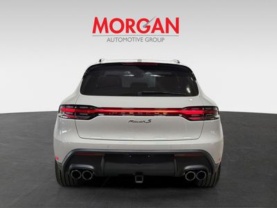 2026 Porsche Macan - Photo 8