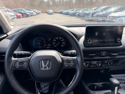 2025 Honda HR-V LX - Photo 12
