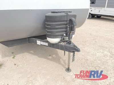 2025 Forest River RV Wildwood X-Lite - Photo 12