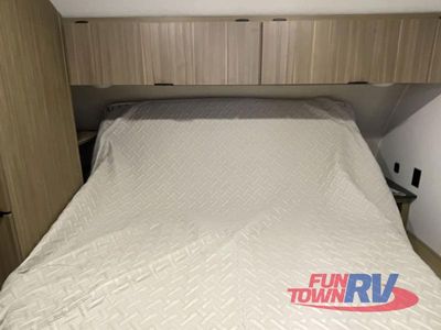 2025 Forest River RV Wildwood X-Lite - Photo 41