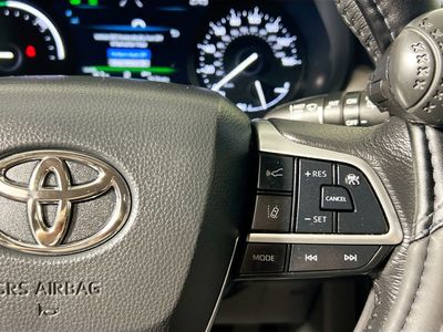 2025 Toyota Sienna - Photo 17