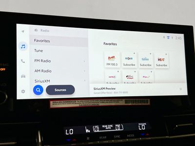 2025 Toyota Sienna - Photo 24