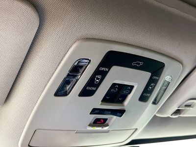 2025 Toyota Sienna - Photo 18