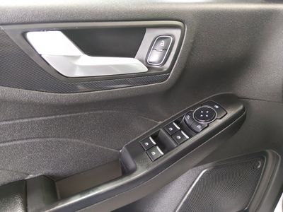 2025 Ford Escape - Photo 24