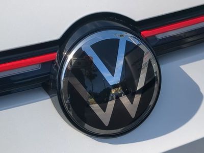 2024 Volkswagen Golf GTI - Photo 13
