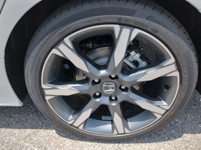 2026 Honda Civic Hybrid - Photo 14
