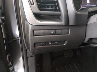 2025 Nissan Rogue — photo 13 view