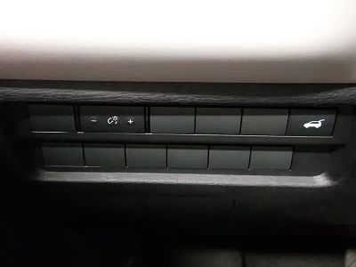 2025 Mitsubishi Outlander - Photo 13