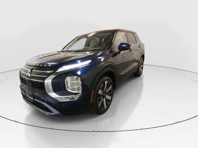 2025 Mitsubishi Outlander - Photo 3