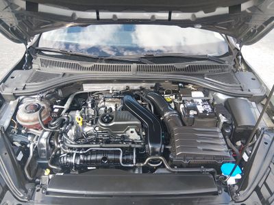2024 Volkswagen Jetta — photo 9 view
